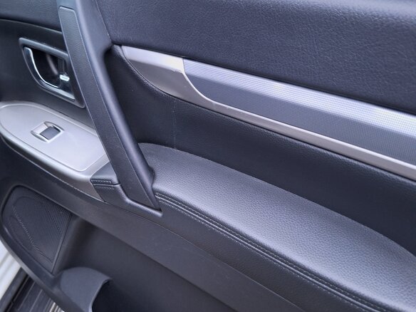 2015 Mitsubishi Pajero IV Рестайлинг 2, белый, 2330000 рублей - вид 17