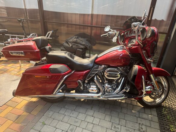 2016 Harley-Davidson CVO Street Glide, красный, 1250000 рублей - вид 7
