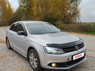 2013 Volkswagen Jetta VI, серебристый, 840000 рублей, вид 3