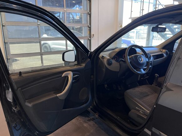 2011 Renault Logan I Рестайлинг, чёрный, 270000 рублей - вид 17
