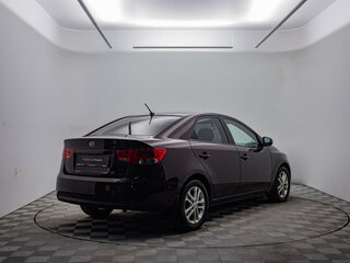 2010 Kia Cerato 5-speed II, красный, 629000 рублей, вид 5