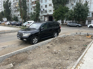 2010 Toyota Land Cruiser 200 Series, чёрный, 2450000 рублей, вид 2