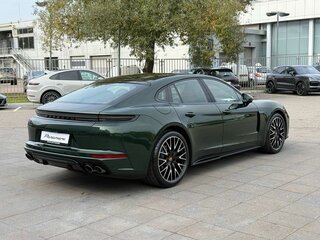 2026 Porsche Panamera 4 III, зелёный, 25300000 рублей, вид 3