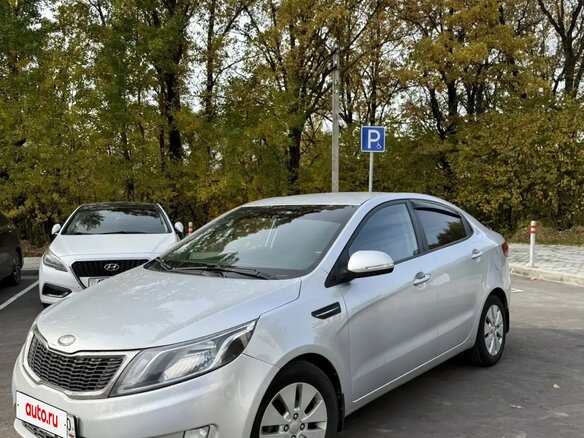 2013 Kia Rio 4-speed III, серый - вид 1
