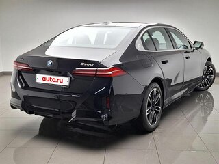2025 BMW 5 серии Long 530Li xDrive VIII (G60/G61/G68), чёрный, 8450000 рублей, вид 3