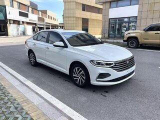 2023 Volkswagen Lavida III Рестайлинг, белый, 1550000 рублей, вид 2