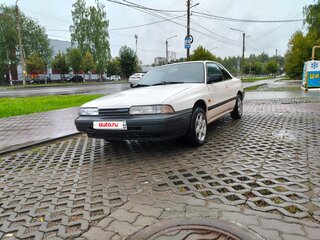 1988 Mazda 626 III (GD), белый, 150000 рублей, вид 2