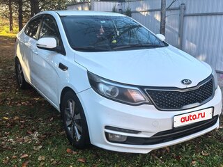2016 Kia Rio III Рестайлинг, белый, 930000 рублей, вид 4