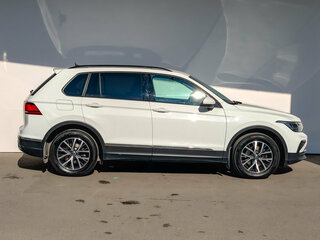 2021 Volkswagen Tiguan II Рестайлинг, белый, 2545000 рублей, вид 4