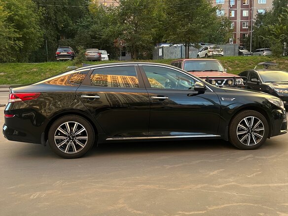 2019 Kia Optima IV Рестайлинг, чёрный, 2180000 рублей - вид 1