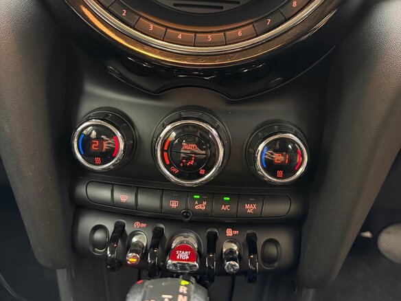 2014 Mini Hatch Cooper III (F55/F56), оранжевый, 1049000 рублей - вид 9