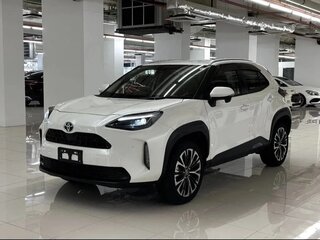 2023 Toyota Yaris Cross I, белый, 1510000 рублей, вид 1