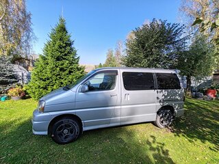 2001 Toyota Touring HiAce I, серебристый, 1400000 рублей, вид 4
