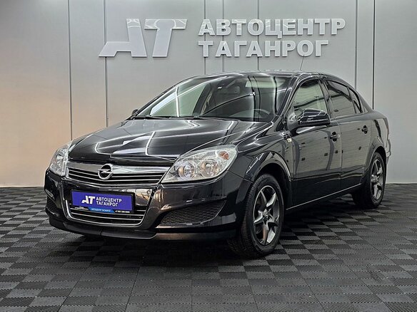 2013 Opel Astra H Рестайлинг, чёрный, 849000 рублей