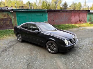 2001 Mercedes-Benz CLK-Класс 320 I (W208) Рестайлинг, чёрный, 620000 рублей, вид 1