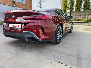2022 BMW 8 серии 840i xDrive II (G14/G15/G16), пурпурный, 10500000 рублей, вид 4