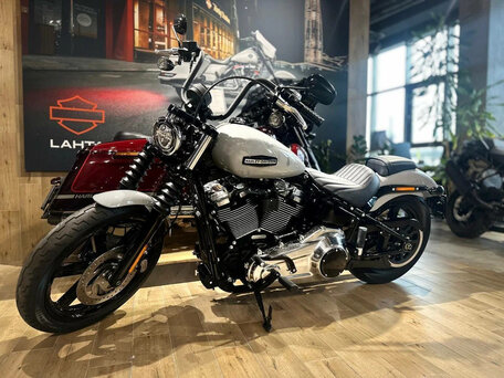 2025 Harley-Davidson Street Bob, серый, 2290000 рублей, вид 1