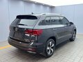 2023 Volkswagen Tharu I, чёрный, 1478111 рублей - вид 5