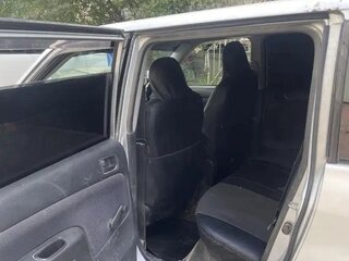 2003 Toyota Probox I, серебристый, 408000 рублей, вид 4
