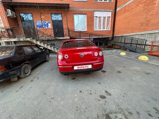 2010 Volkswagen Passat B6, красный, 550000 рублей, вид 4