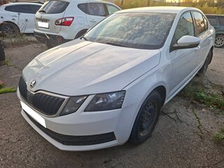 2018 Skoda Octavia III (A7) Рестайлинг, белый, 700000 рублей, вид 2