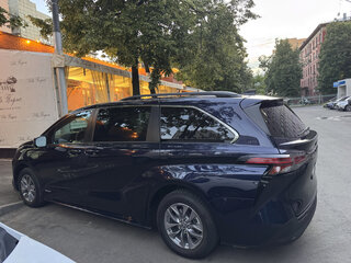 2020 Toyota Sienna IV, синий, 3449000 рублей, вид 5