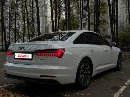 2021 Audi A6 45 TFSI V (C8), белый, 4520000 рублей, вид 3