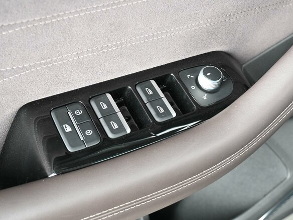 2026 Geely Monjaro (Xingyue L) I Рестайлинг 2 (China Market), серый, 4349000 рублей - вид 23