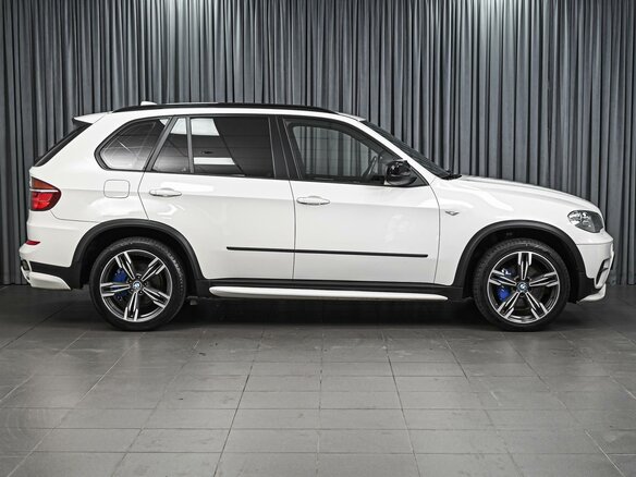 2011 BMW X5 30d II (E70) Рестайлинг, белый, 2290000 рублей - вид 4