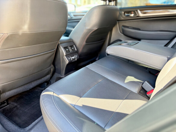 2018 Subaru Legacy VI Рестайлинг, серый - вид 27