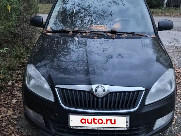 2010 Skoda Fabia II Рестайлинг, чёрный