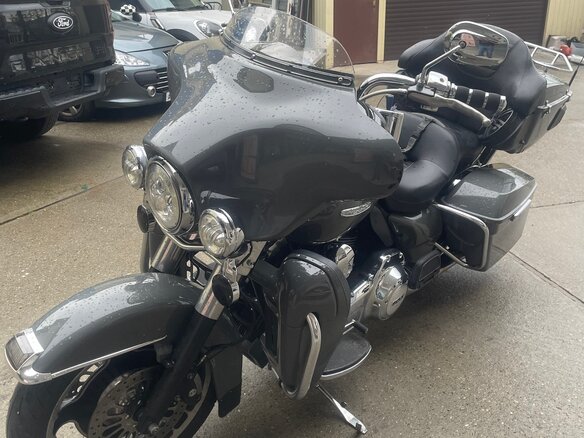 2010 Harley-Davidson Electra Glide, серый, 1100000 рублей - вид 12