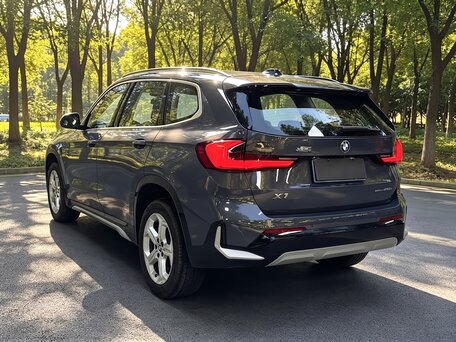 2023 BMW X1 Long 20Li sDrive III (U11/U12), серый, 2910000 рублей, вид 4
