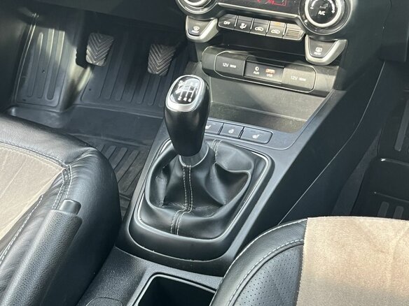 2019 Kia Rio X-Line IV, белый, 1550000 рублей - вид 14