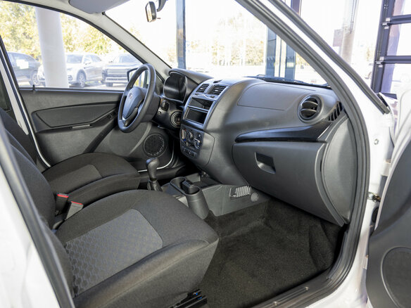 2026 Lada (ВАЗ) Granta I Рестайлинг, белый, 1800000 рублей - вид 19