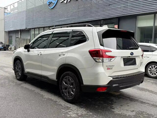 2022 Subaru Forester V Рестайлинг, белый, 2300000 рублей, вид 5