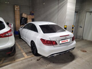 2014 Mercedes-Benz E-Класс 200 IV (W212, S212, C207) Рестайлинг, белый, 2350000 рублей, вид 5