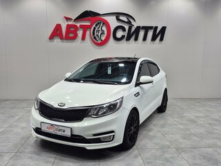 2015 Kia Rio III Рестайлинг, белый, 890000 рублей, вид 3