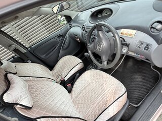 2002 Toyota Vitz I (P10), розовый, 300000 рублей, вид 5