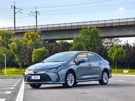 2022 Toyota Corolla XII (E210), голубой, 1790000 рублей, вид 1