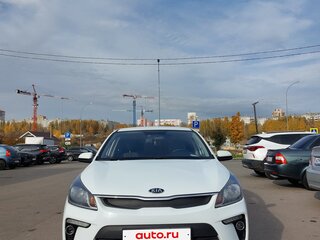 2018 Kia Rio IV, белый, 1540000 рублей, вид 1