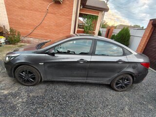 2014 Hyundai Solaris I Рестайлинг, серый, 730000 рублей, вид 2