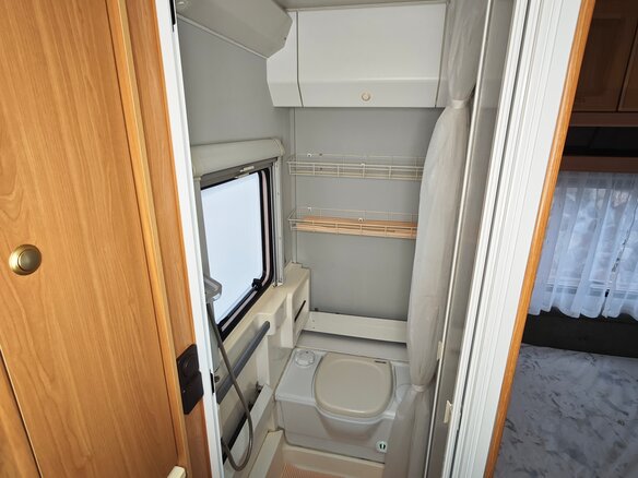 1996 Knaus Azur, белый, 918000 рублей - вид 17