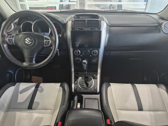 2010 Suzuki Grand Vitara II Рестайлинг, красный - вид 17