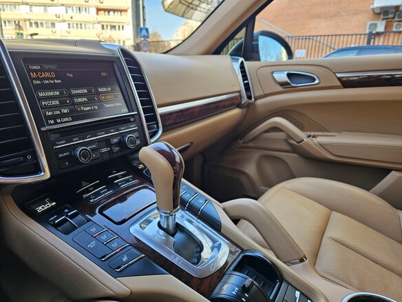 2010 Porsche Cayenne Diesel II (958), чёрный, 2799000 рублей - вид 18
