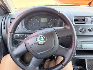 2012 Skoda Fabia II Рестайлинг, белый, 570000 рублей, вид 2
