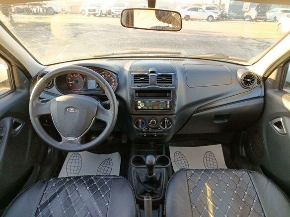 2024 Lada (ВАЗ) Granta I Рестайлинг, белый, 657660 рублей - вид 4