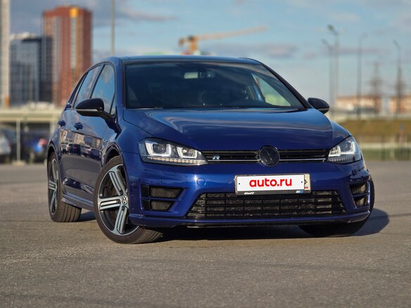 2015 Volkswagen Golf R VII, синий