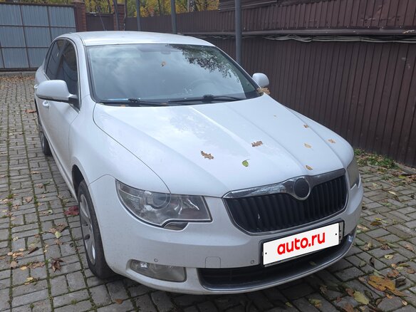 2012 Skoda Superb DSG II, белый, 950000 рублей