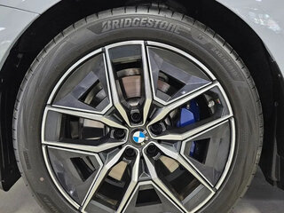 2025 BMW 5 серии 520i VIII (G60/G61/G68), серый, 7150000 рублей, вид 5